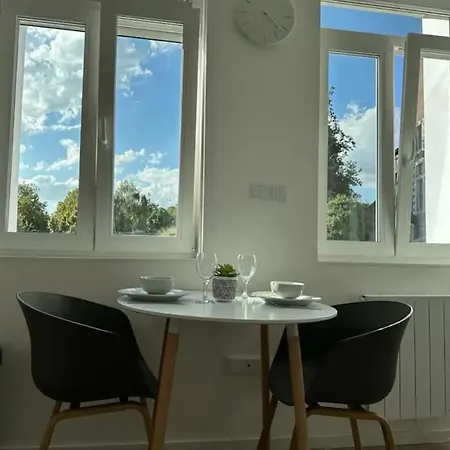 Lerelaisdodile_qsl * Maison * Hypercentre * Free Wifi Apartment *